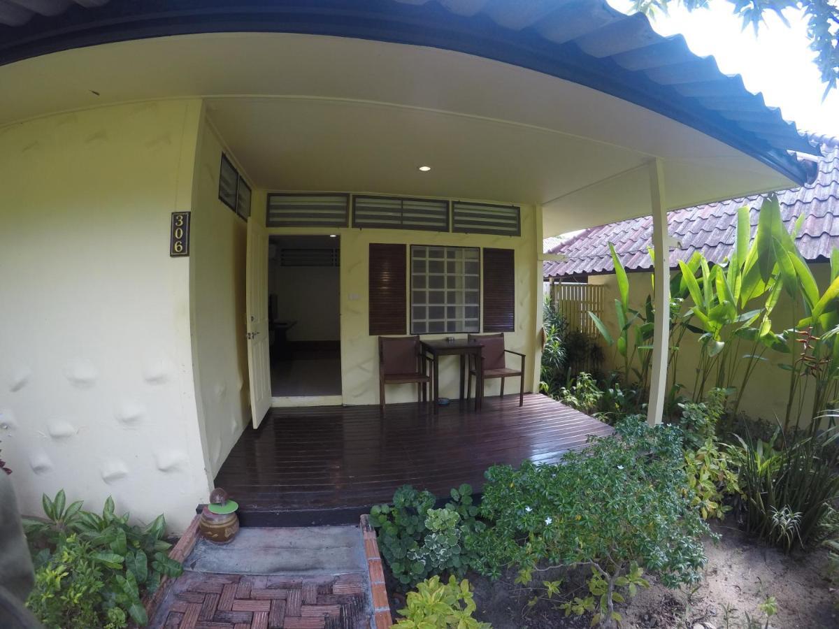 Op Bungalow Pantai Chaweng Luaran gambar