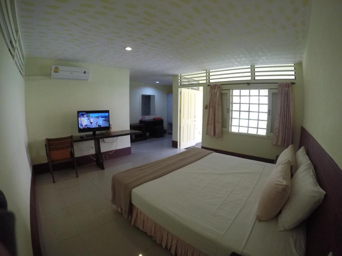 Op Bungalow Pantai Chaweng Luaran gambar